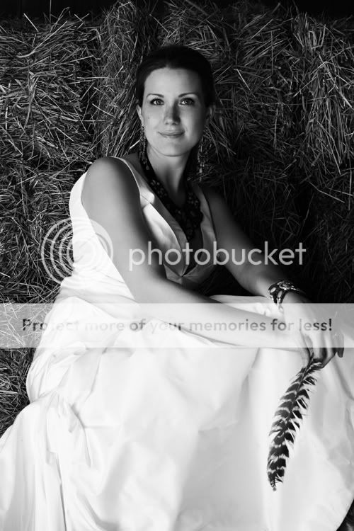 Maryland Trash the Dress Photographer Reuse the Dress After Wedding Bridal Portraits Amanda Arnold It Flies By itfliesby