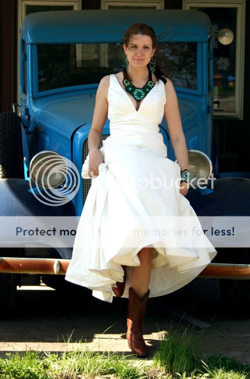 Maryland Trash the Dress Photographer Reuse the Dress After Wedding Bridal Portraits Amanda Arnold It Flies By itfliesby