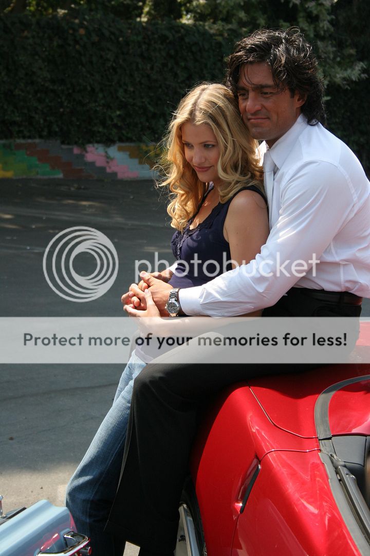  photo LAD8_zpsc582255b.jpeg