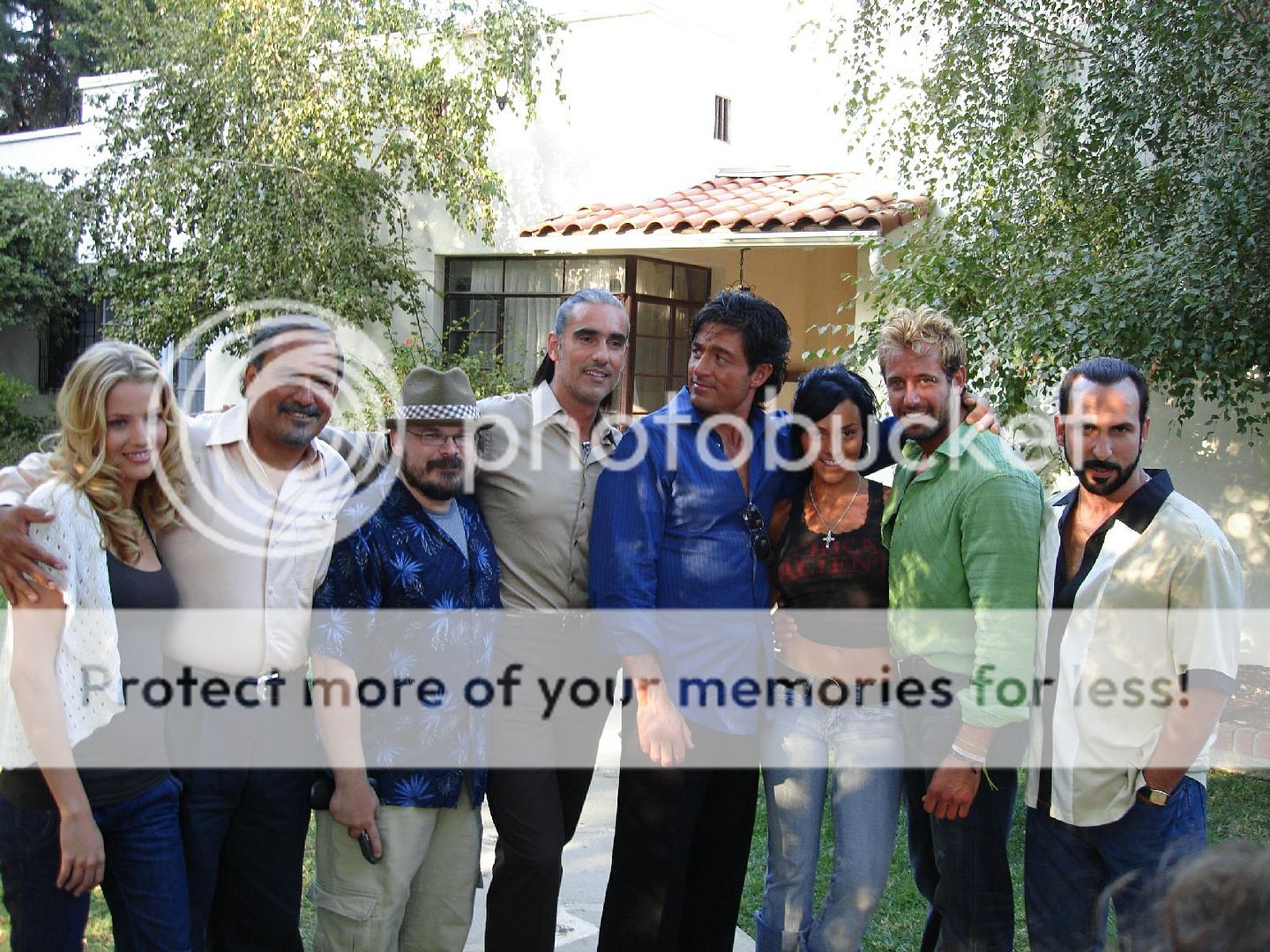 photo elenco-de-ladron-que-roba-a-ladron-02_zps14bce566.jpg