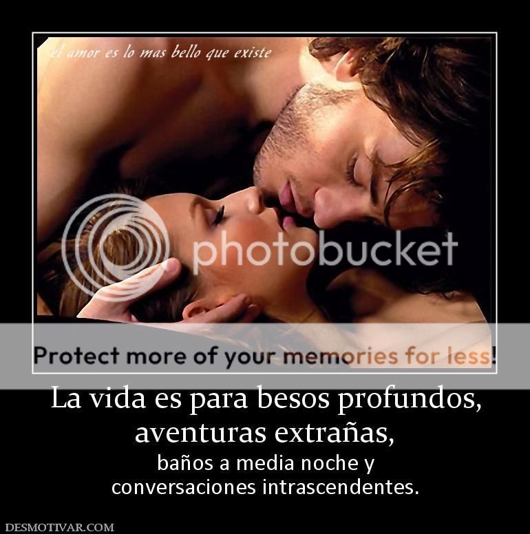  photo la-vida-es-para-besos-profundos-aventuras-extranas-banos-a-medianoche-y-conversaciones-intrascendentes_zps03654df3.jpg